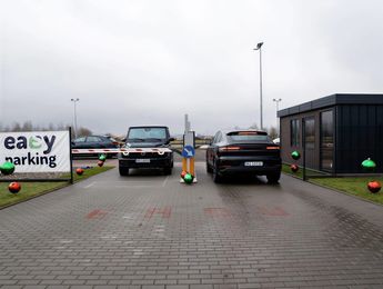 Główne zdjęcie parkingu Easy Parking Standard - parking lotnisko Warszawa Okęcie (WAW) Easy Parking Standard - parking lotnisko Warszawa Okęcie (WAW) - główne zdjęcie parkingu