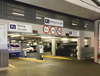 Główne zdjęcie parkingu Oficjalny Parking Lotniska P2 Oficjalny Parking Lotniska P2 - główne zdjęcie parkingu